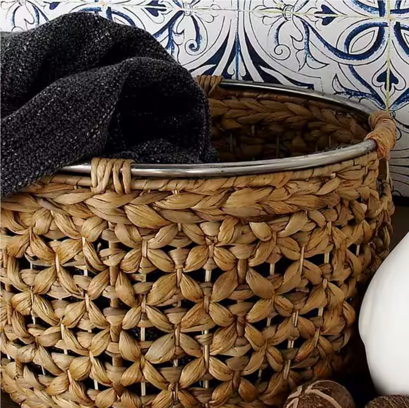 Seagrass Handmade Storage Basket with Metal Handles (Set of 3)