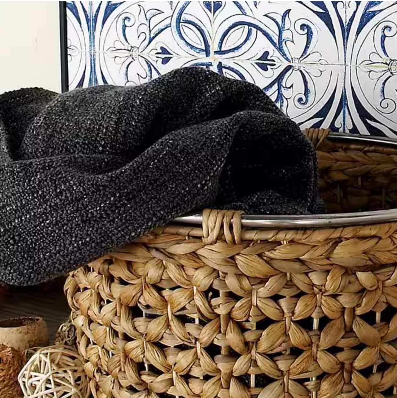 Seagrass Handmade Storage Basket with Metal Handles (Set of 3)